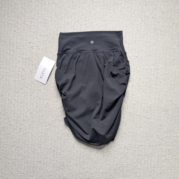Athleta Transcend Skort - Picture 2 of 6